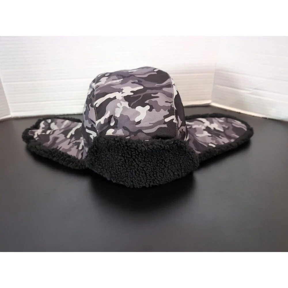 SWISS TECH HAT Black Camo Sherpa Ear Flaps Fleece Insulated Unisex ONE SIZE